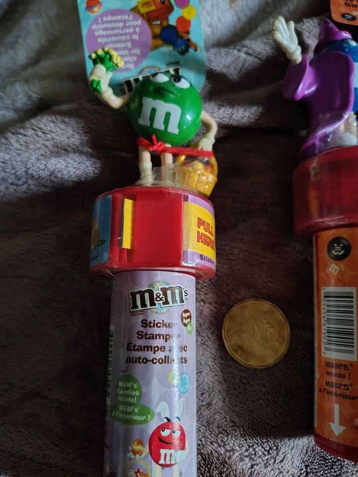 M&M COLLECTORS LOT 4 UNOPEN 1 EMPTY CAN - photo 3