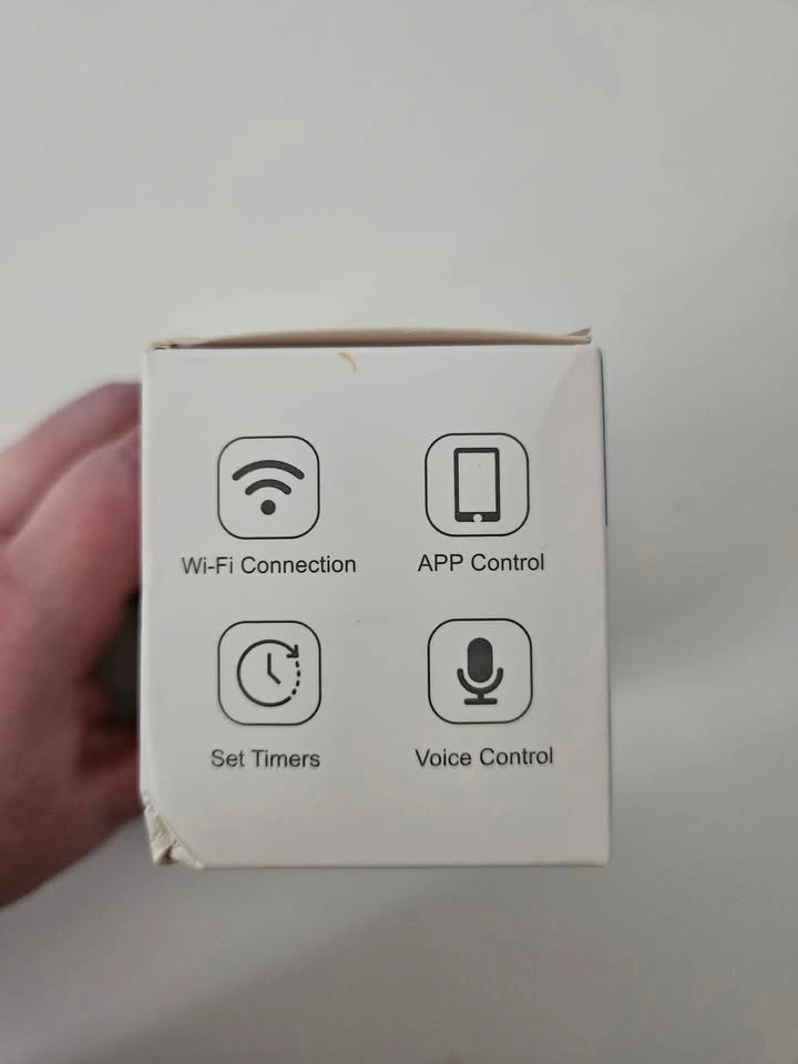 2 Smart Plugs - Brand New - photo 3