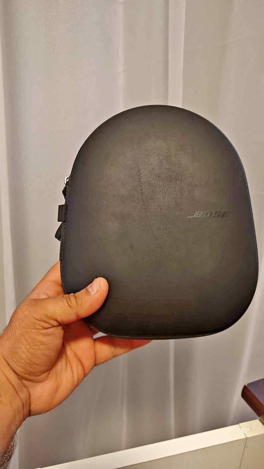 Bose 700 Noise cancelling headphones