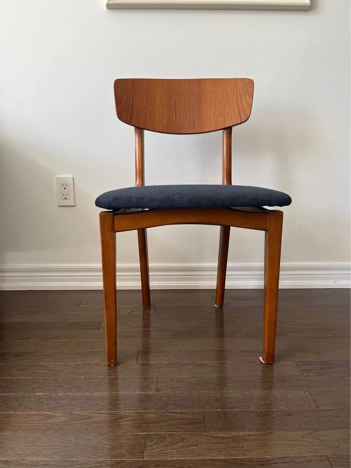 4 Mid-Century Modern Teak Dining Chairs - photo 4