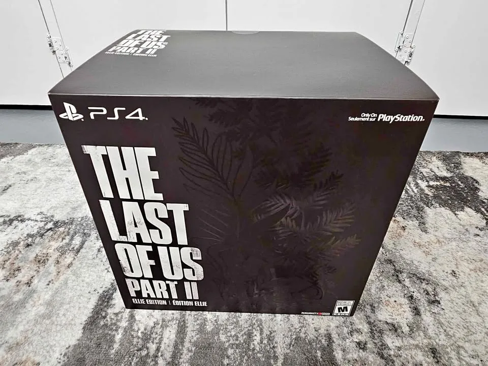 The Last of Us Part II - Ellie Collector's Edition- PS4 thumbnail