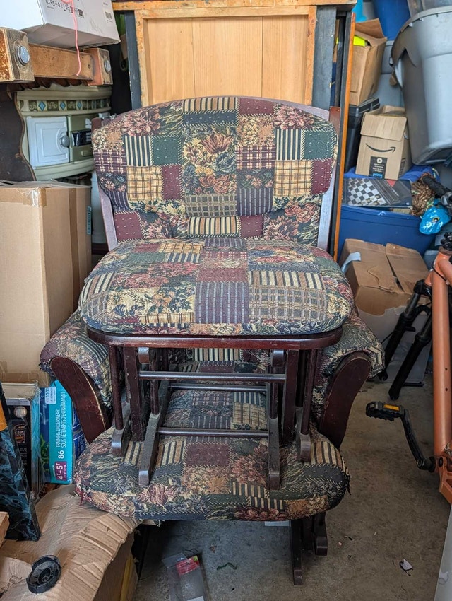 Comfy Glider Rocker with Ottoman - Patchwork Design