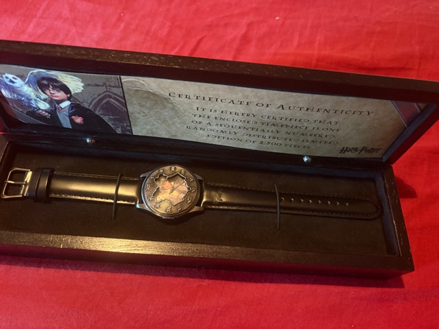 Harry Potter Limited Edition Watch (2500 Made) - photo 4