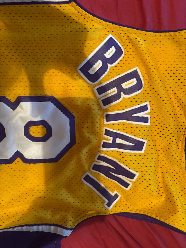 1997 Kobe Bryant Lakers Jersey - photo 5