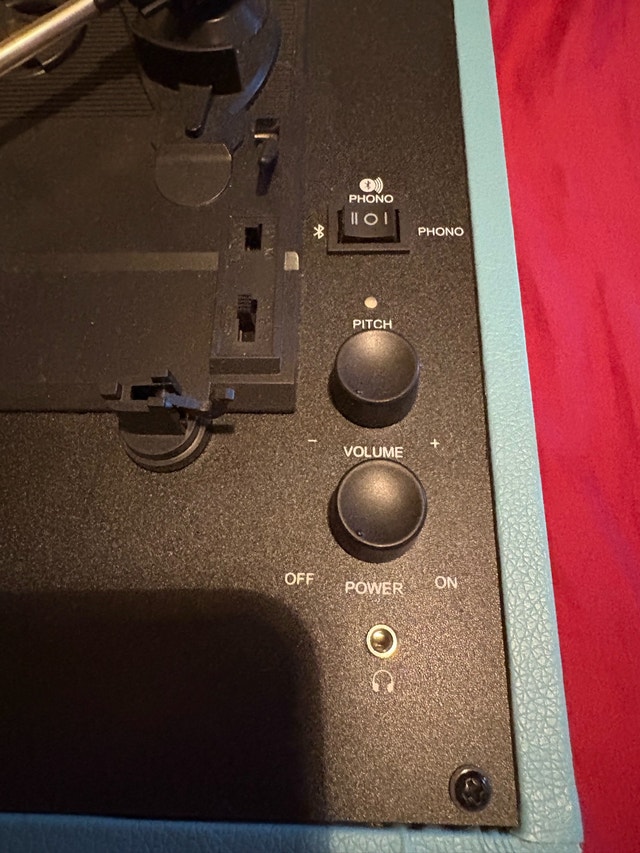 Crosley Record Player - photo 3
