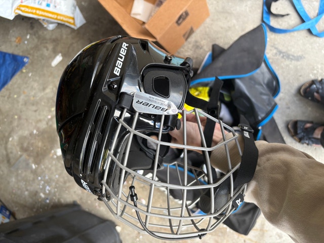 hockey gear youth - photo 2