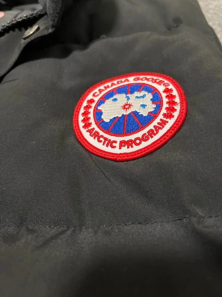 Canada Goose Vest Black - photo 5
