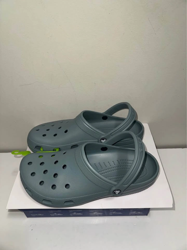 Men Crocs Classic Clogs Size 11 US Firm Price - photo 3