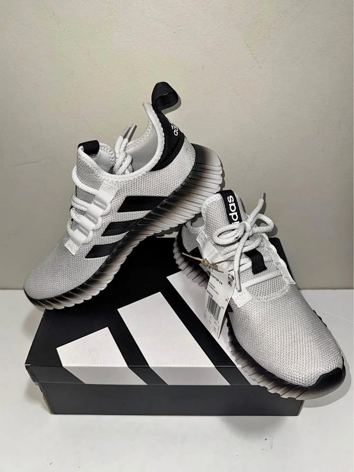 New Men Adidas Running Shoes - Size 9.5 & 10