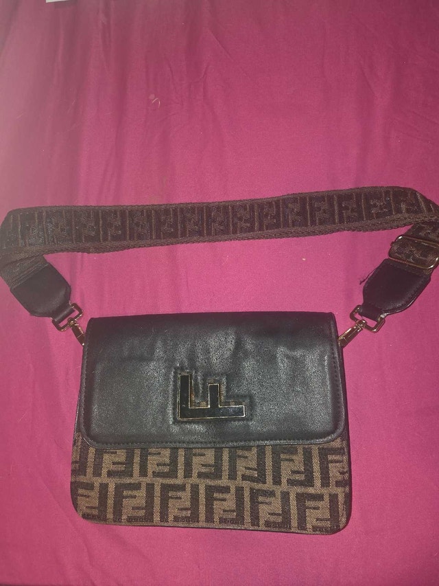 Fendi Monogram Crossbody Purse - photo 5