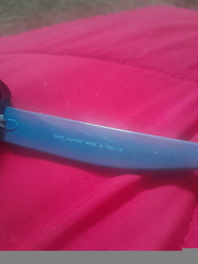 Yves Saint Laurent Sunglasses - photo 4