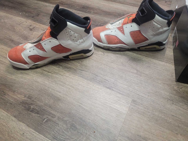 Air Jordan 6 Retro