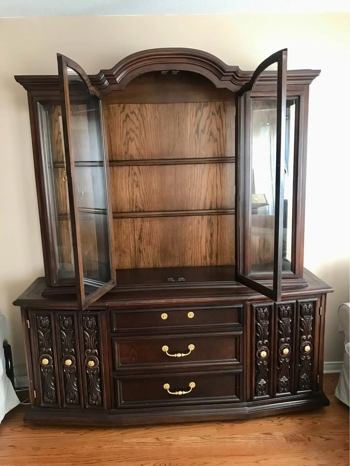 Antique Hutch/ Display Cabinet/ Oak Wood - photo 2