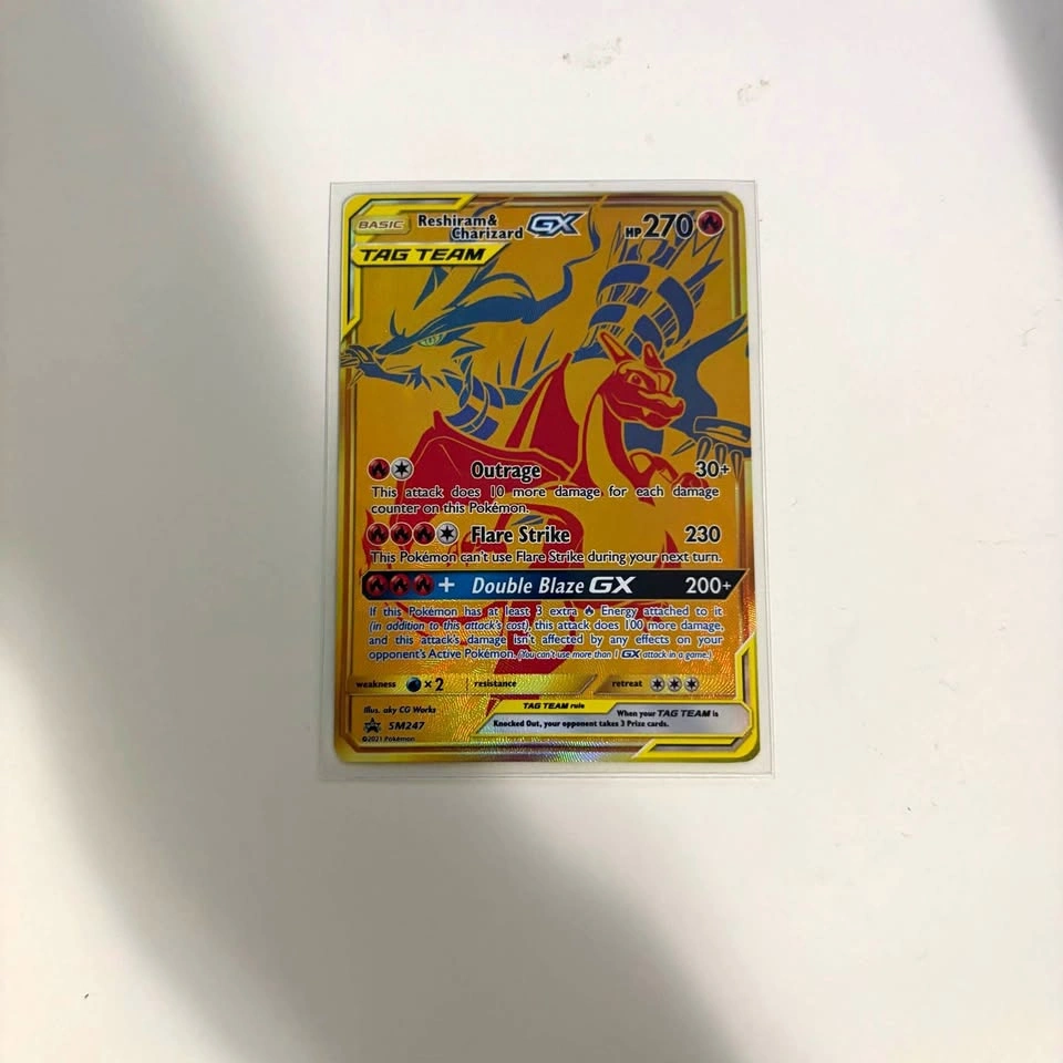 Reshiram & Charizard GX SM247 Sm Holo