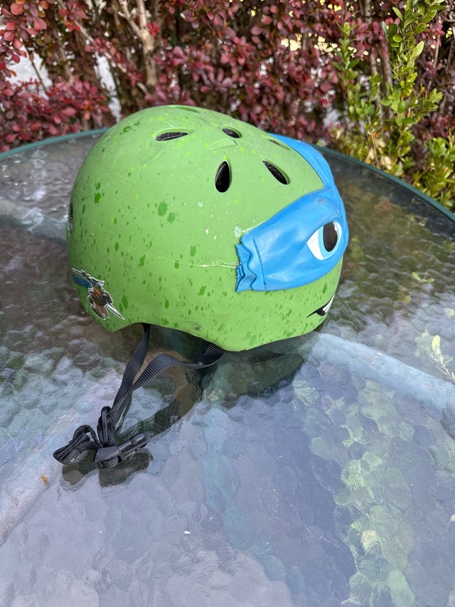 TMNT Kids Leonardo Bicycle Helmet - photo 5