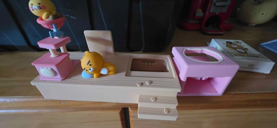 Cute Apple Charging Stand for iPhone, Watch & AirPods - photo 2