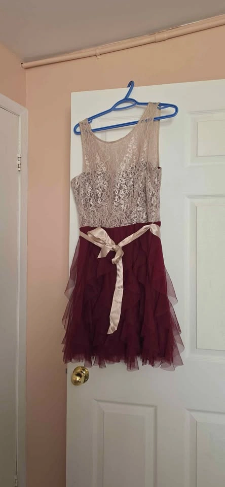 Dresses for Prom, Wedding, Events - Le Chateau & Guess - Large S - photo 2