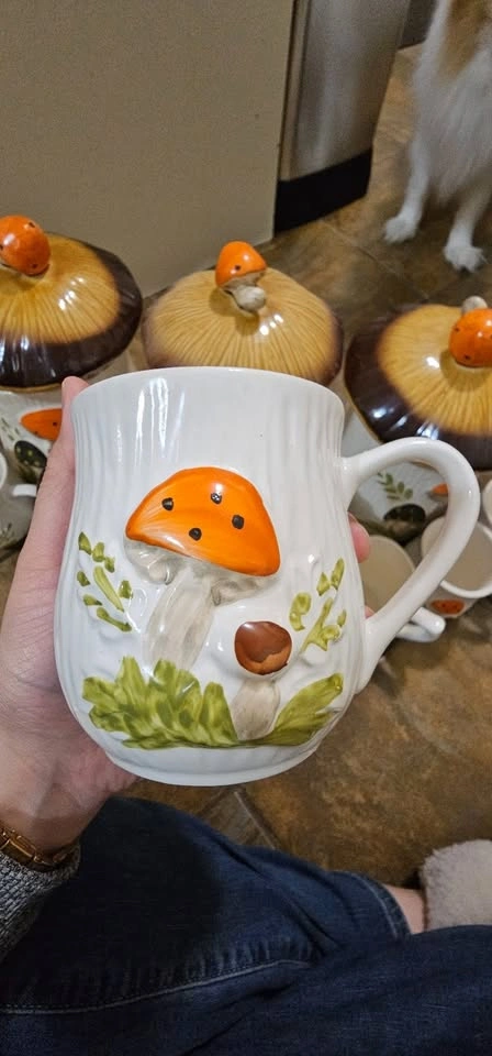 Arnels Merry Mushroom Canister Set - photo 4