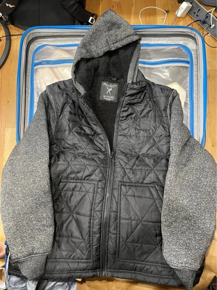 Brand new Winter jacket - photo 2