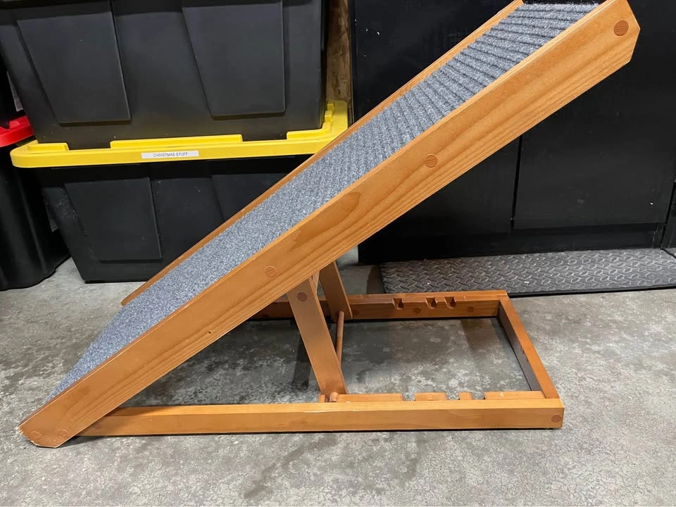 Adjustable Wooden Pet Ramp for Dogs Cats - photo 2