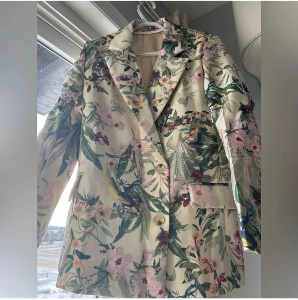 NWT Women Printed Blazer - Small, Floral, Birds - Office Wear - photo 2