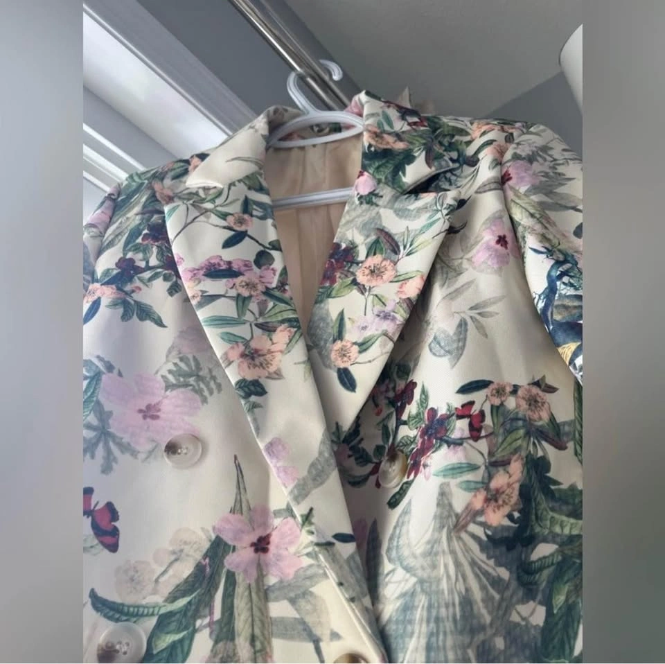 NWT Women Printed Blazer - Small, Floral, Birds - Office Wear - photo 4