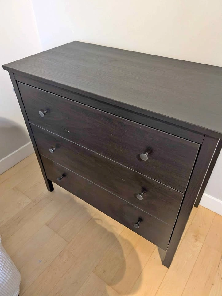 Dresser (3 Drawers)