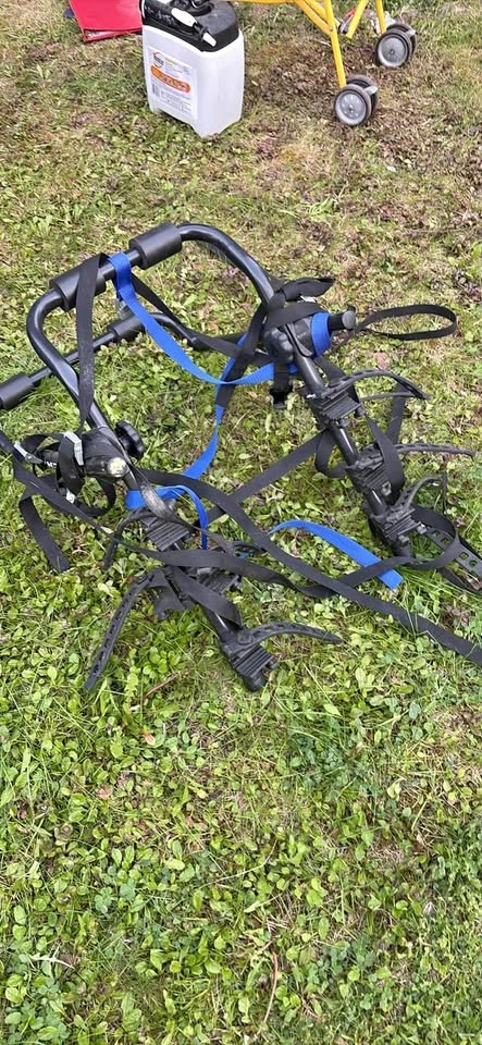 Bicycle holder