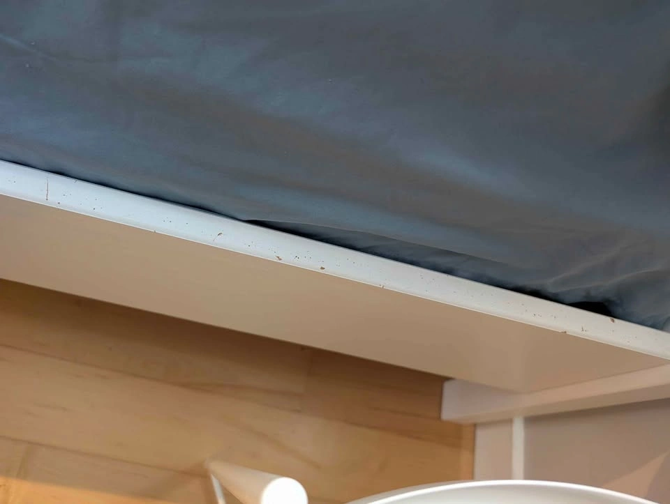 White Bed Frame - Ikea Hemnes Queen - photo 4