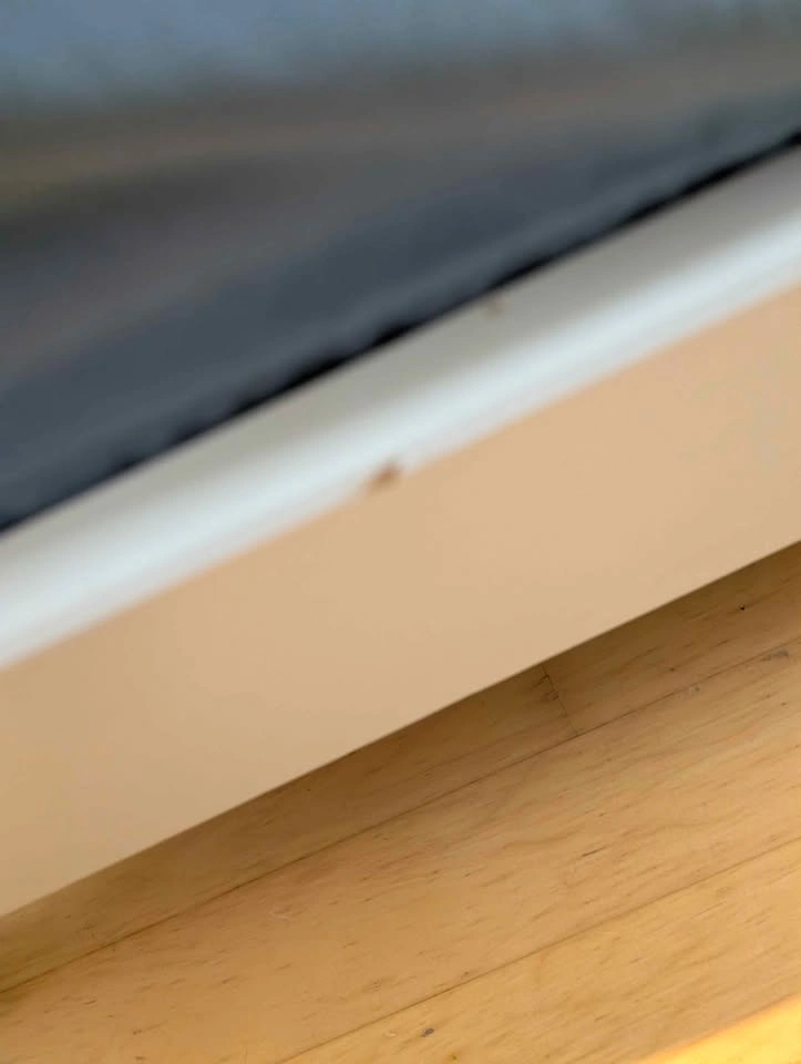 White Bed Frame - Ikea Hemnes Queen - photo 5