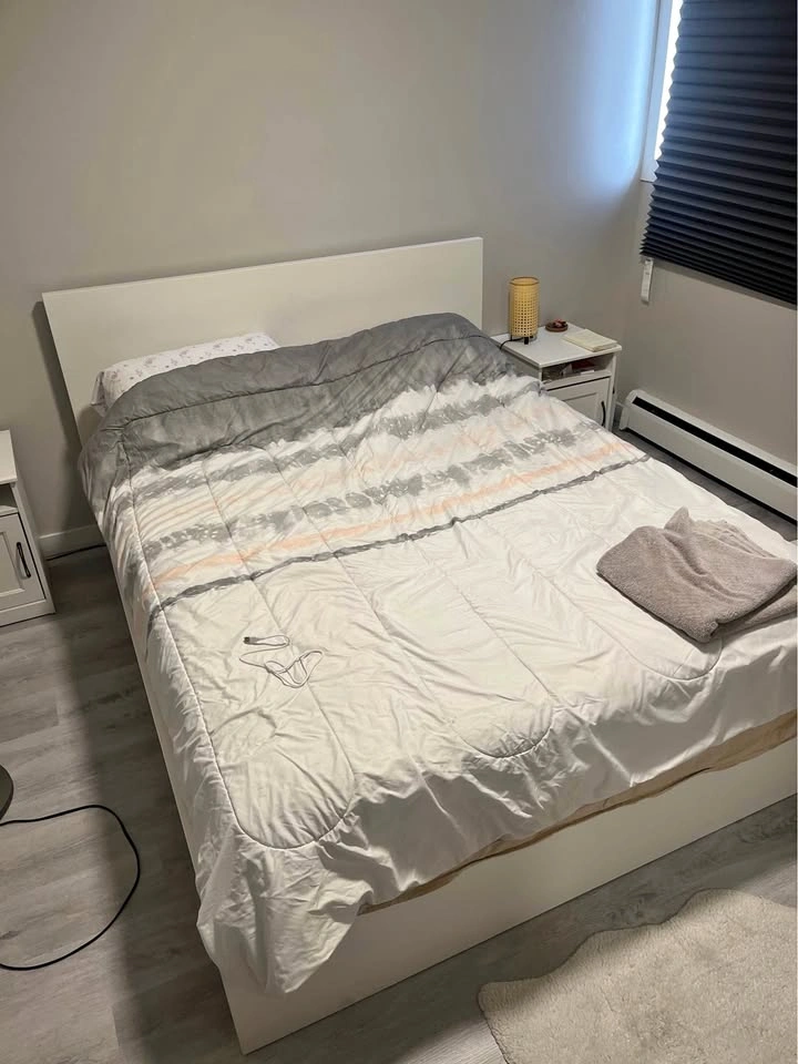 Queen Bed for Sale