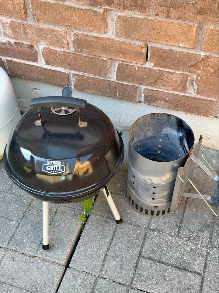 Expert Grill Charcoal BBQ + Coal Chimney Combo