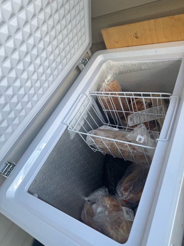 Danby Chest Freezer (pending) - photo 2