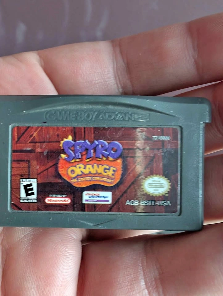 Spyro Orange Game Boy Advance game