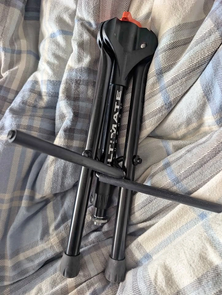 Ultimate Support Guitar AMP Stand