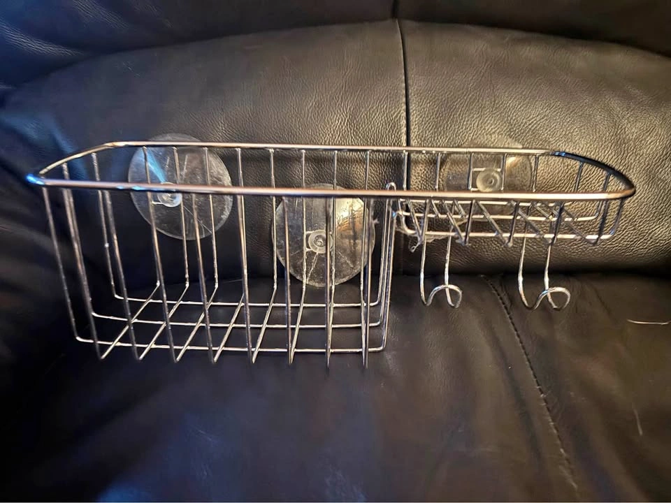 Shower Organizer Basket Gia Suction Combo 11”L