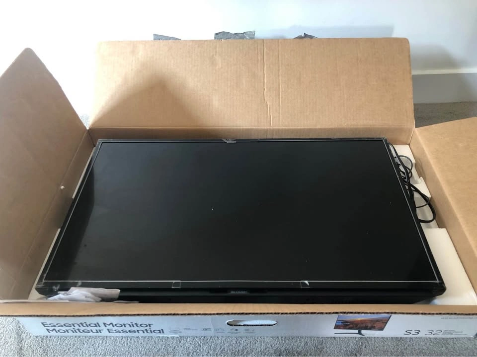 Sharp Monitor - photo 2