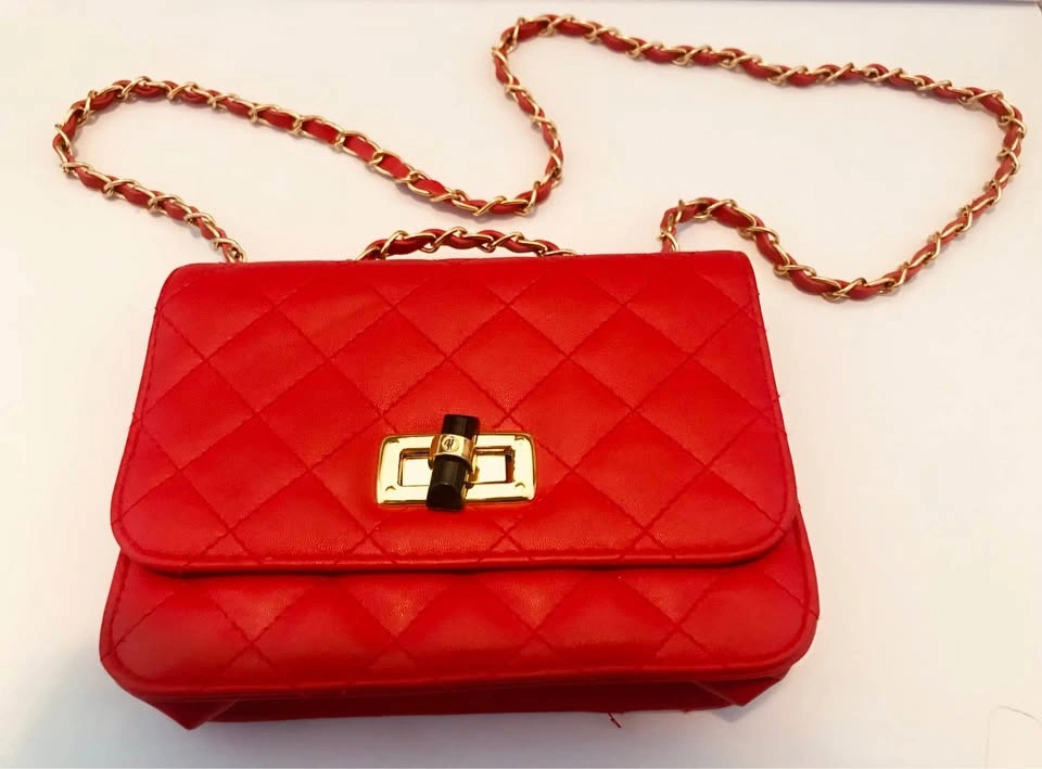 New Red Purse - Rare Find - photo 2