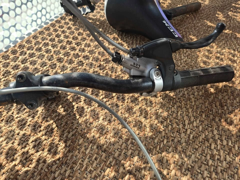 Giant Escape Bike Frame and Parts - photo 5