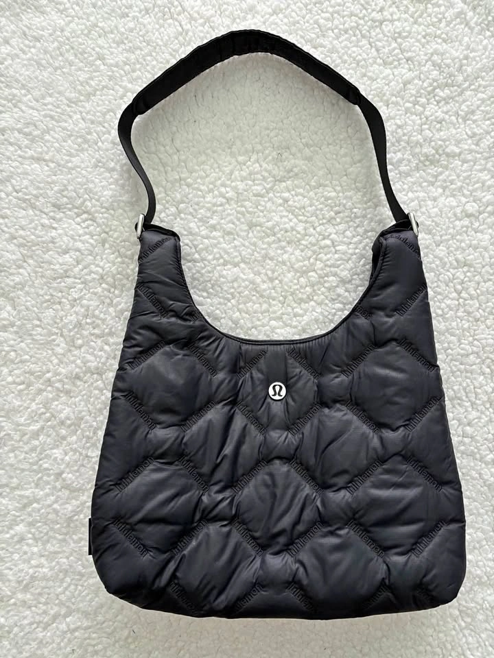 Lululemon Black Quilty Pleasures Shoulder Bag - 5L