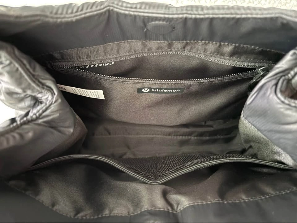 Lululemon Black Quilty Pleasures Shoulder Bag - 5L - photo 5