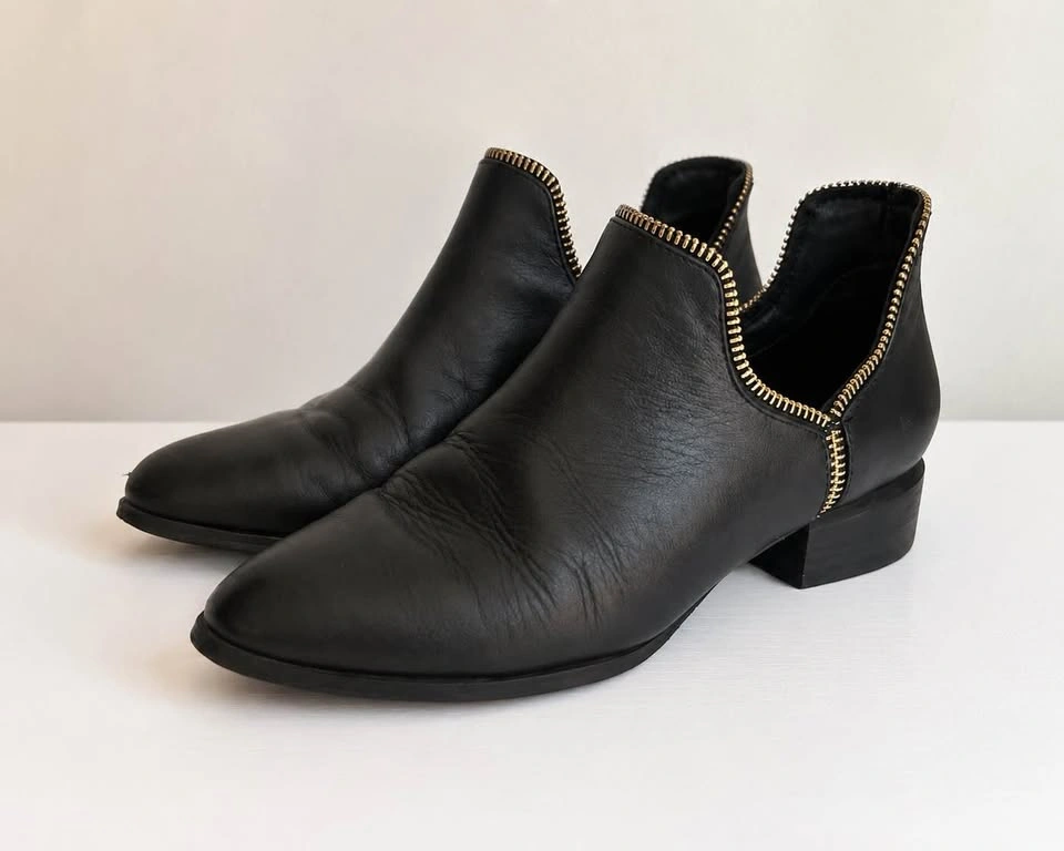 SENSO Bailey Black Leather Gold Zip Ankle Boots Size 36 - photo 4