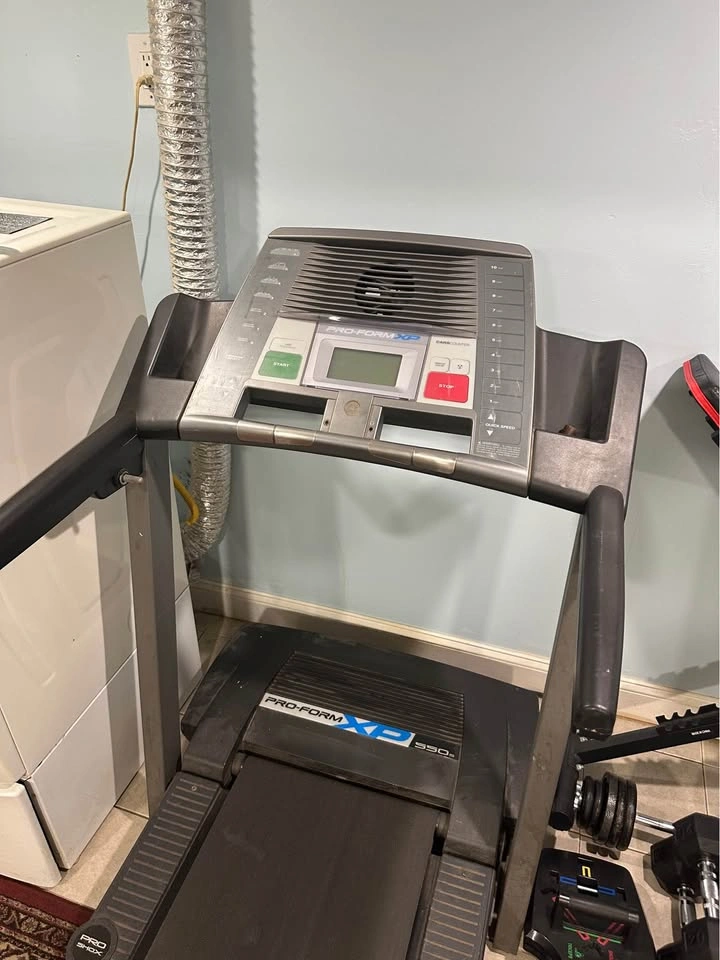 Treadmill - photo 2
