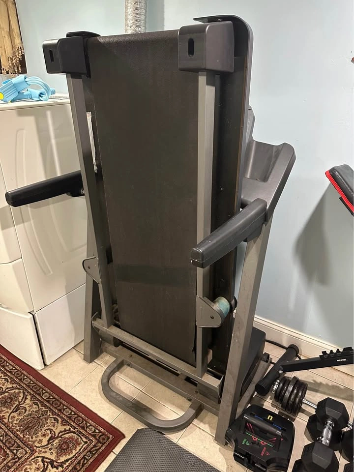 Treadmill - photo 3
