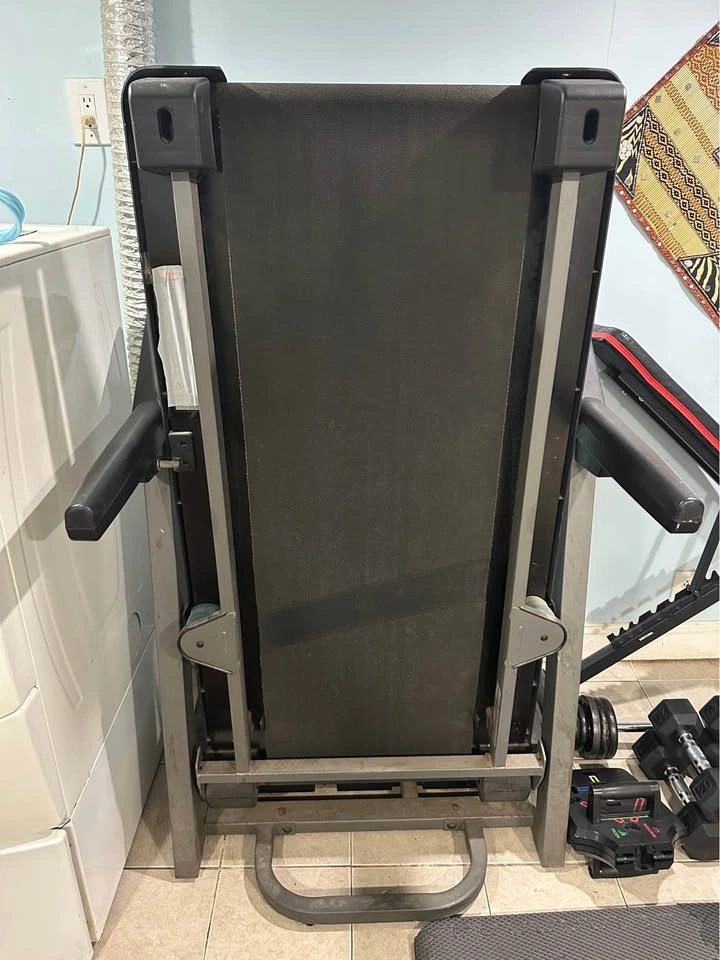 Treadmill - photo 4
