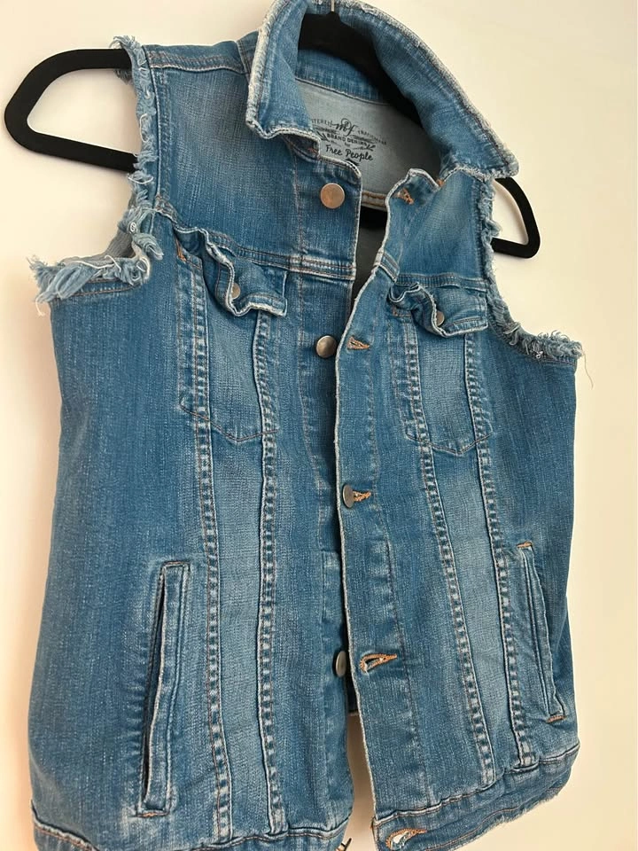 Free People Denim Vest - Small - photo 4
