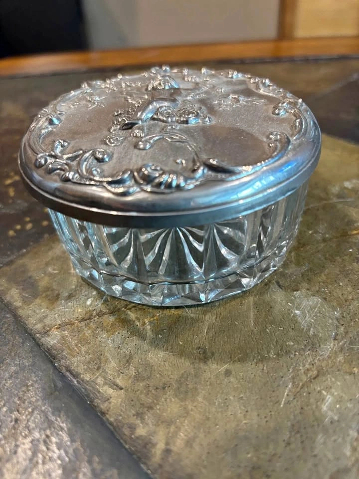 Vintage Cherub Glass Makeup/Trinket Jar - Silver Plated