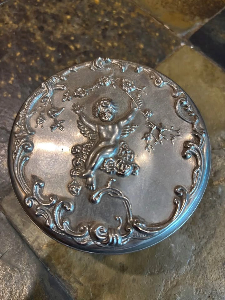 Vintage Cherub Glass Makeup/Trinket Jar - Silver Plated - photo 2
