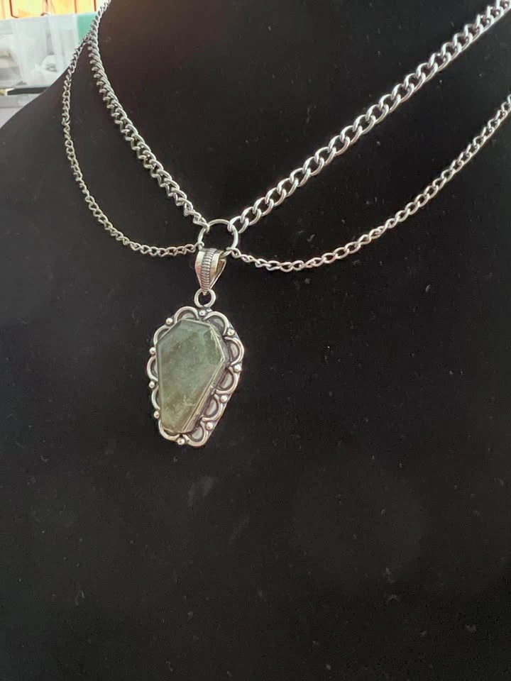 Labradorite Coffin Necklace - photo 3