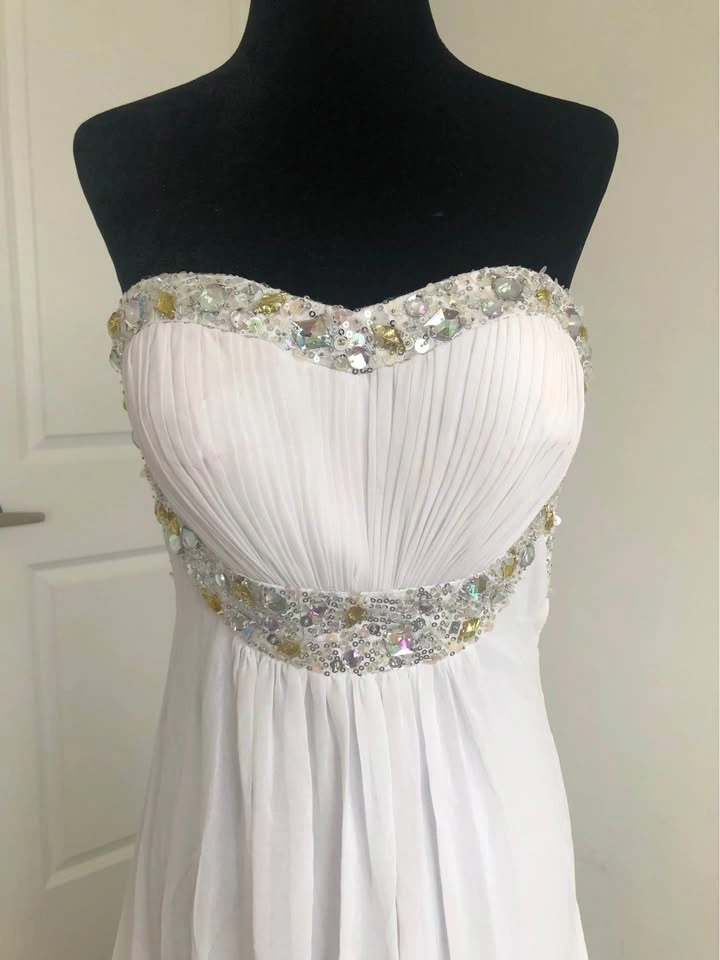 Like New, White, Wedding/ Evening/ Prom Dress - photo 2